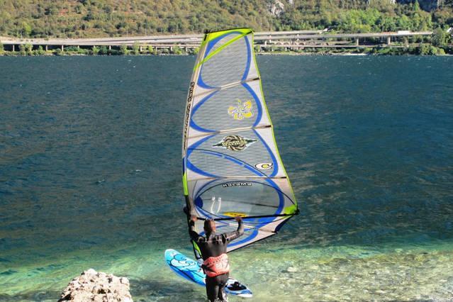L For Lake Mandello del Lario Ruang foto