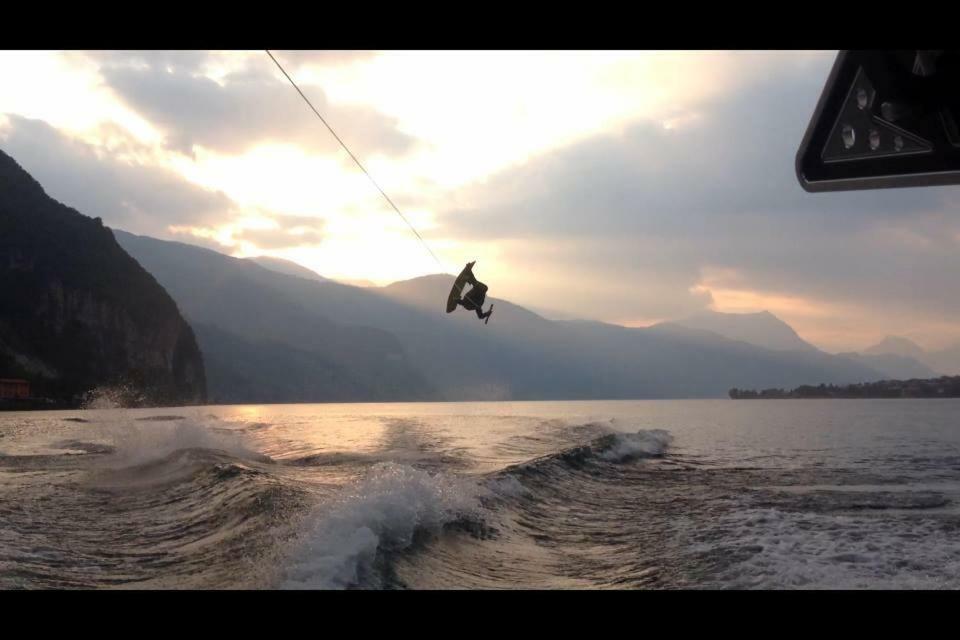 L For Lake Mandello del Lario Bagian luar foto